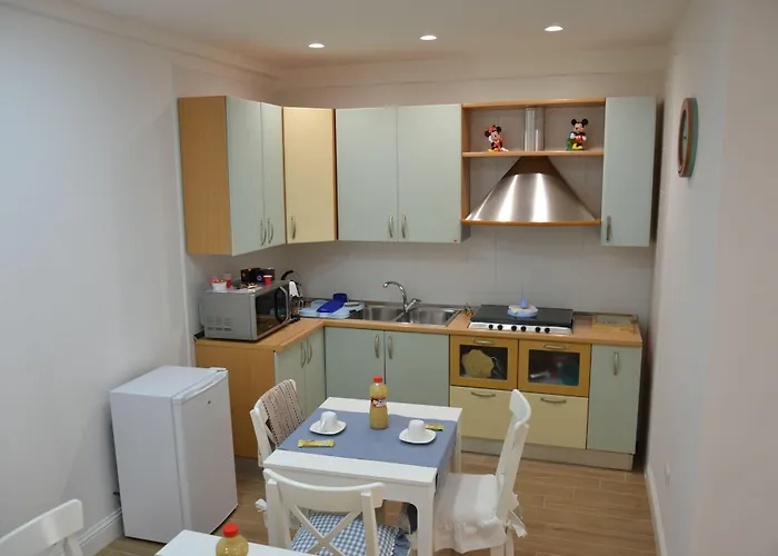 Panzió Coffee And 3*