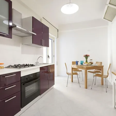 Bed and Breakfast Coffee And Πομπηία