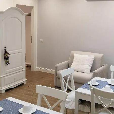 Coffee And Bed and Breakfast