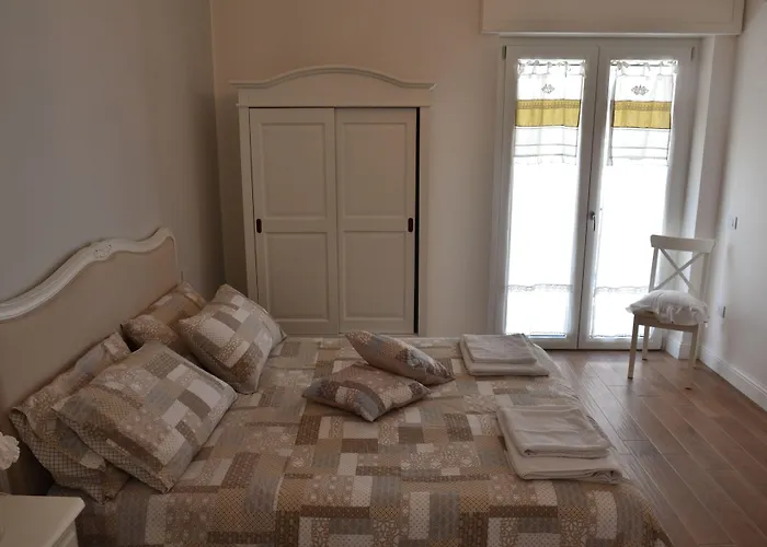 Coffee And Bed & Breakfast